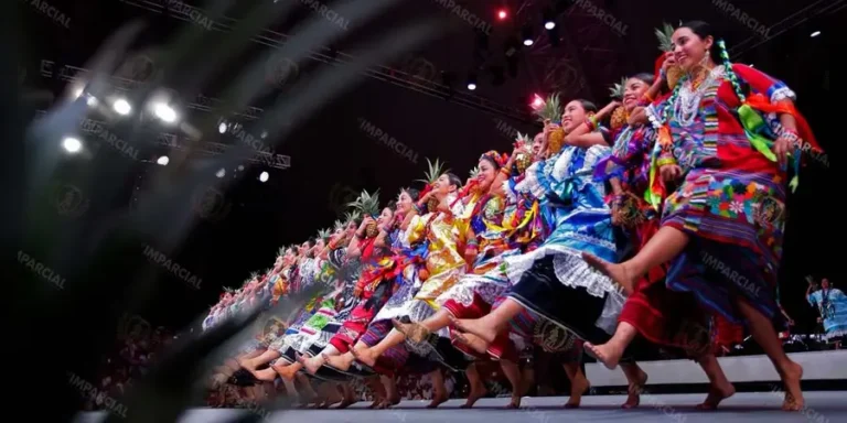 1-La-siempre-esperada-y-el-deleite-de-Flor-de-Pina-de-San-Juan-Bautista-Tuxtepec_
