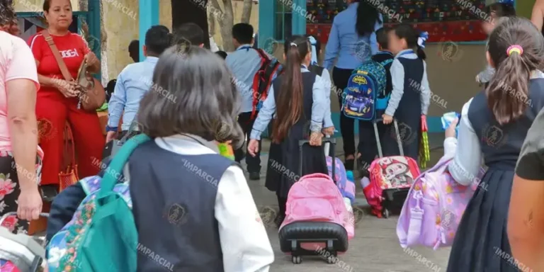 1-Para-muchos-es-el-primer-dia-de-clases-el-inicio-del-sueno-por-una-educacion-de-calidad_