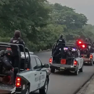 1-Presencia-de-las-policias-de-Oaxaca-y-Chiapas-5