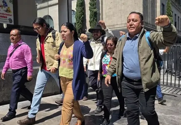 2-La-comision-negociadora-de-la-Seccion-22