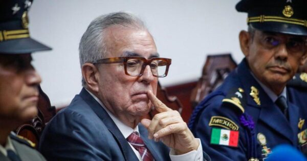 Fiscales de EU imputan a Rocha por vínculos con Cártel de Sinaloa; 4T en crisis