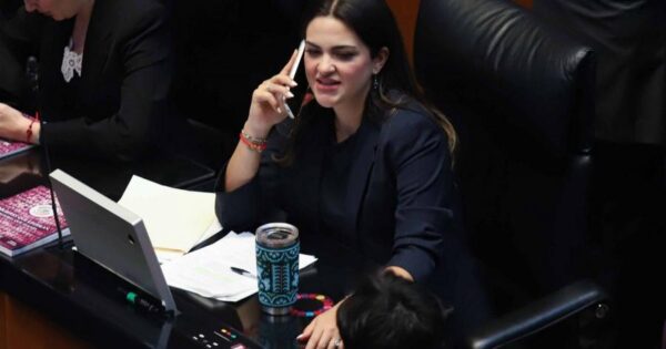 Andrea Chávez pone la mira en la gubernatura de Chihuahua y deja el Senado