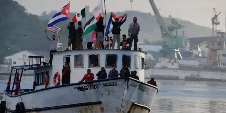 BARCOS