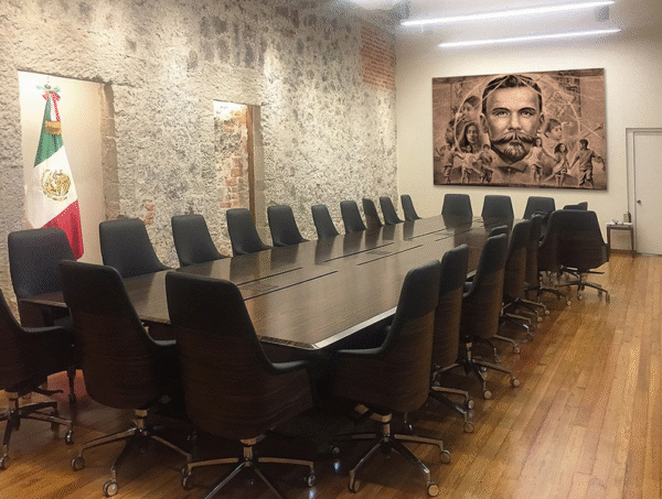 Periodismo, entre la dignidad y el filo de la navaja