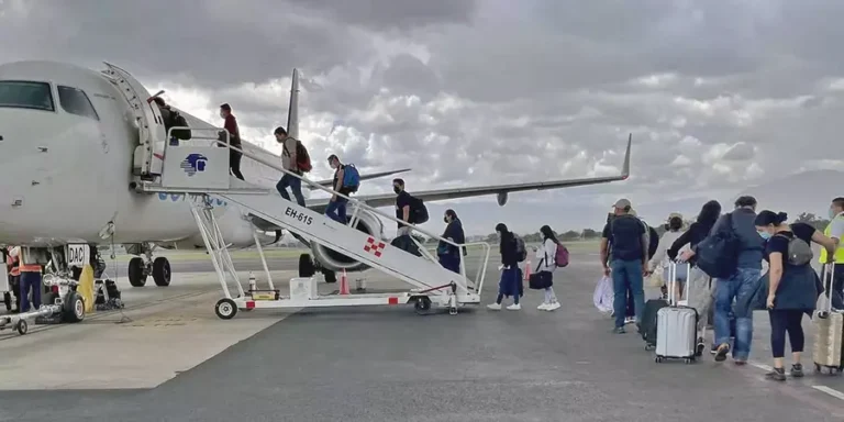 EL-AEROPUERTO