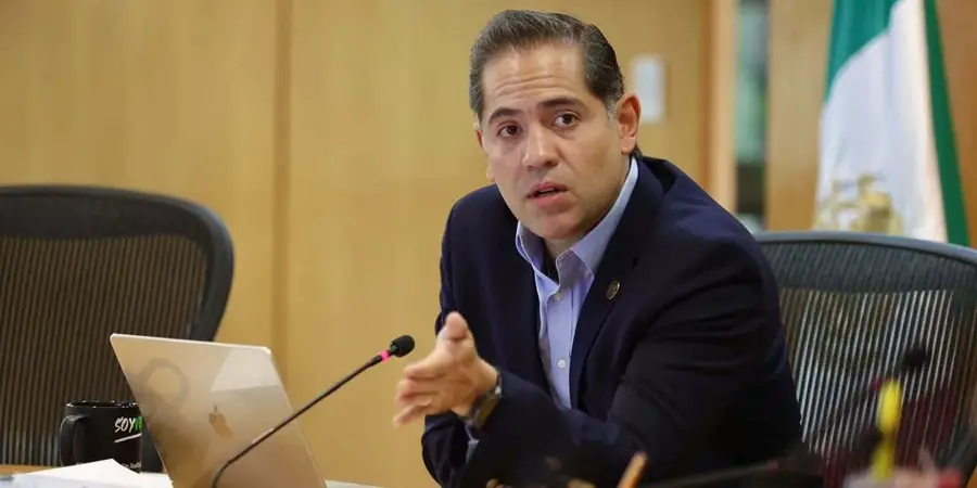 Glosa-del-Informe-fortalece-la-labor-legislativa-indica-Raul-Bolanos-Cacho-Cue_