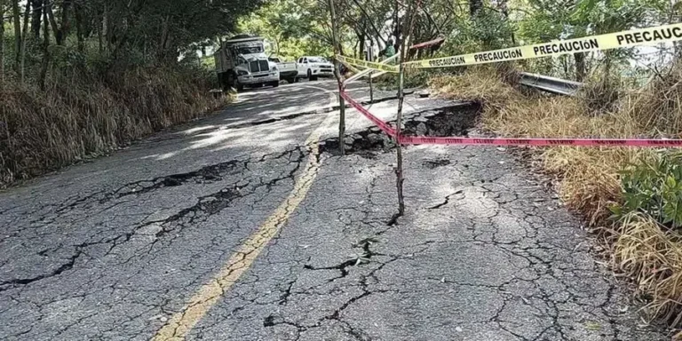 Las-afectaciones-en-la-via-a-Huautla_-2
