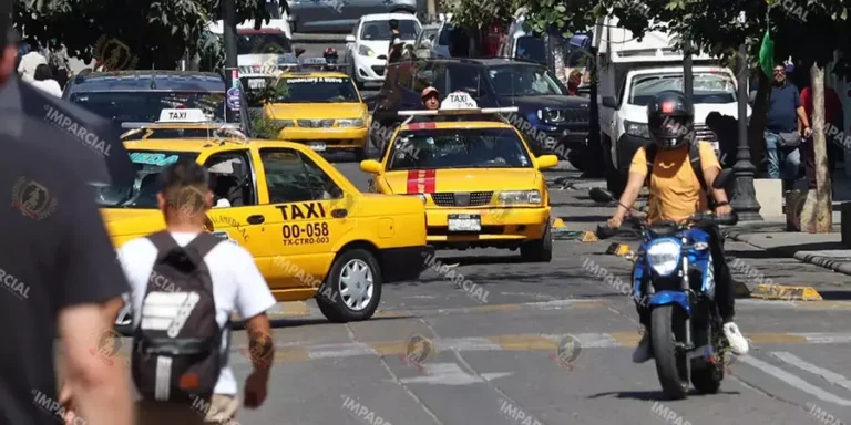 Pago-electronico-en-gasolineras-no-parece-mala-idea-para-taxistas-aunque-tienen-opinion-dividida-a-la-decision-de-Claudia-Sheinbuam