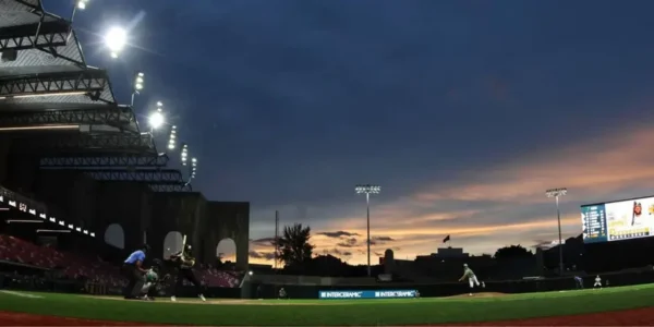 Pericos dejan helados a Guerreros con épico cierre y se llevan el triunfo