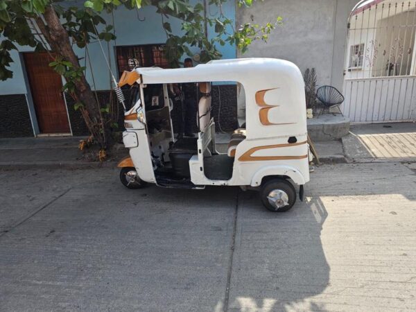 Susto en Juchitán: operativo termina con mototaxista lesionado minutos después