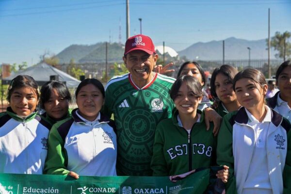 Oaxaca se pone la camiseta: Salomón Jara inaugura Mundialito Escolar 2026