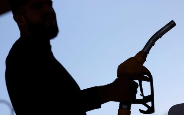 Acuerdo bomba: diésel no subirá de 28 pesos, anuncian gobierno y gasolineros