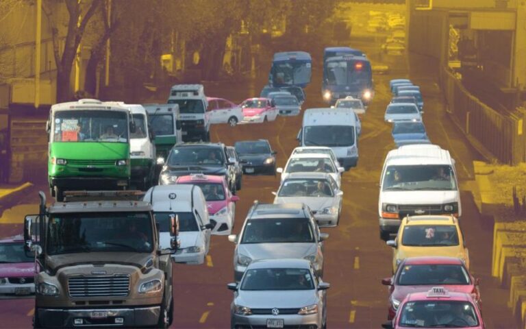 hoy-no-circula-lunes-vehiculo-holograma-placa-terminacion-edomex-cdmx-multa-transito-horario-290724