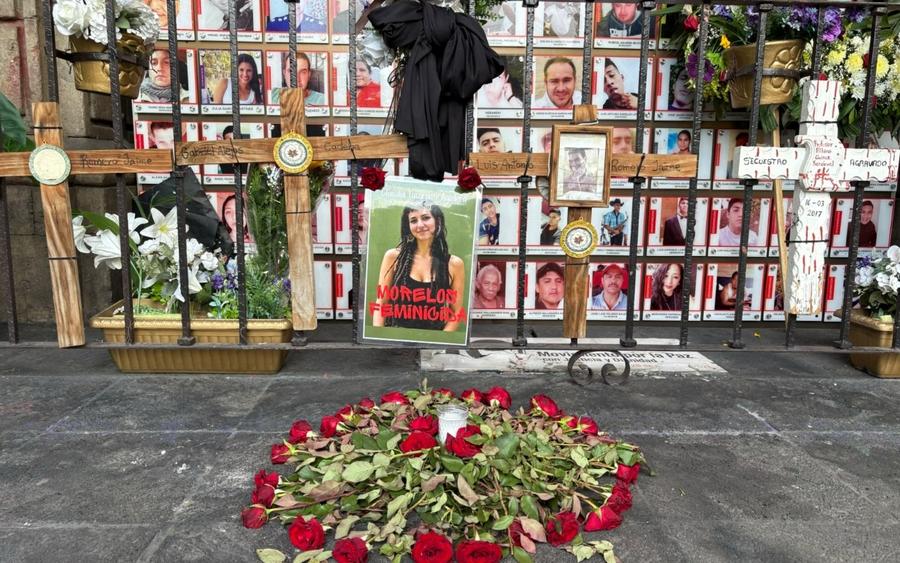 memorial-reclamos-palacio-gobierno-morelos-feminicidio-claudia-tacoronte-19092026-1