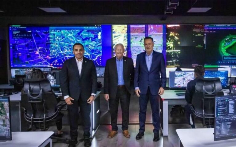 ronald-johnson-visita-queretaro-escuela-policial