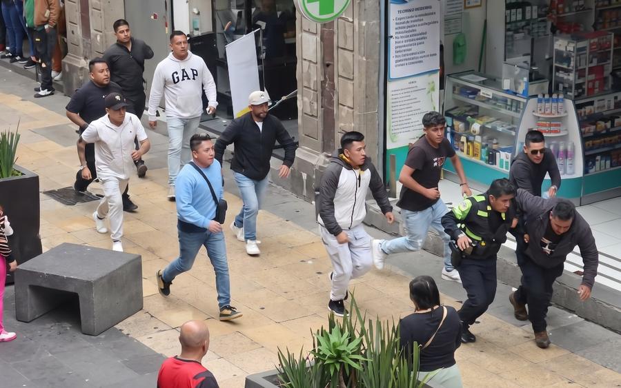 video-policias-golpeados-motolinia-cdmx-07102026